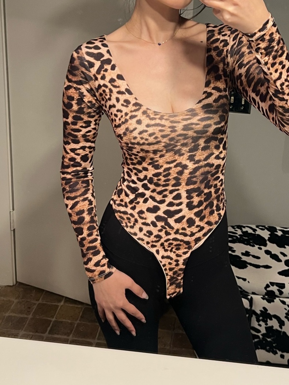 naked wardrobe Leopard Print Long Sleeve Scoop Neck Bodysuit - Tan & Black